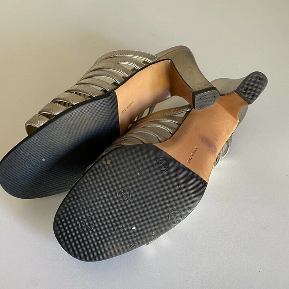 Salvatore Ferragamo Metallic Gold Heels - Picture 7 of 7